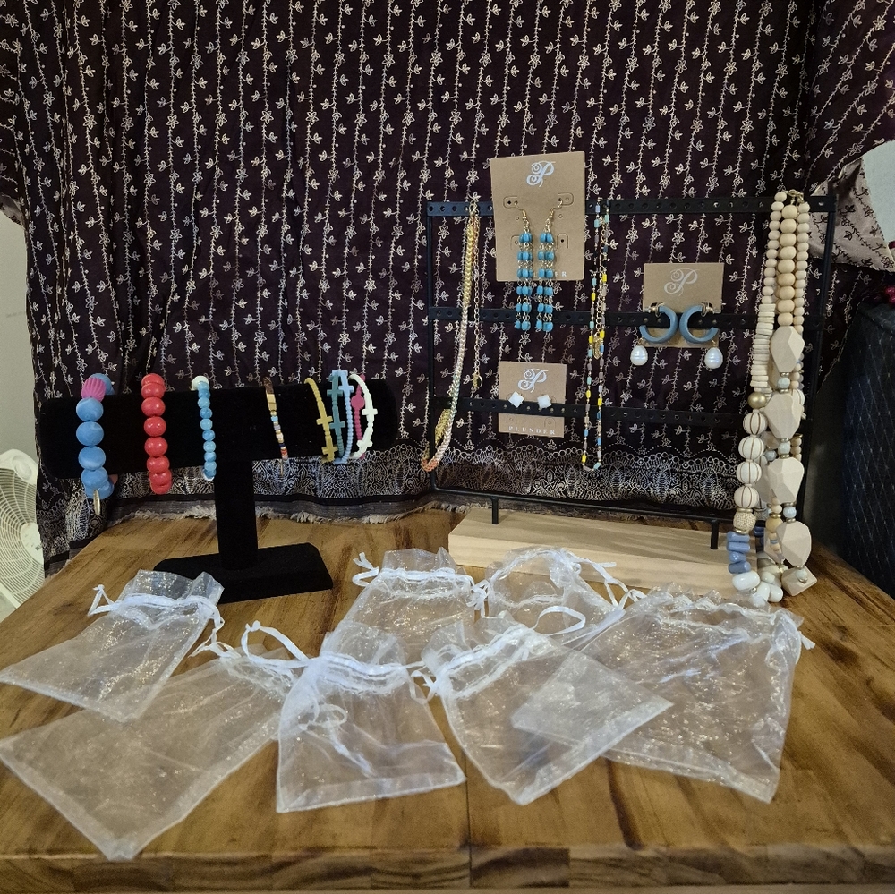 Plunder Jewelry Set with Beaded Necklaces, Earrings, and Bracelets